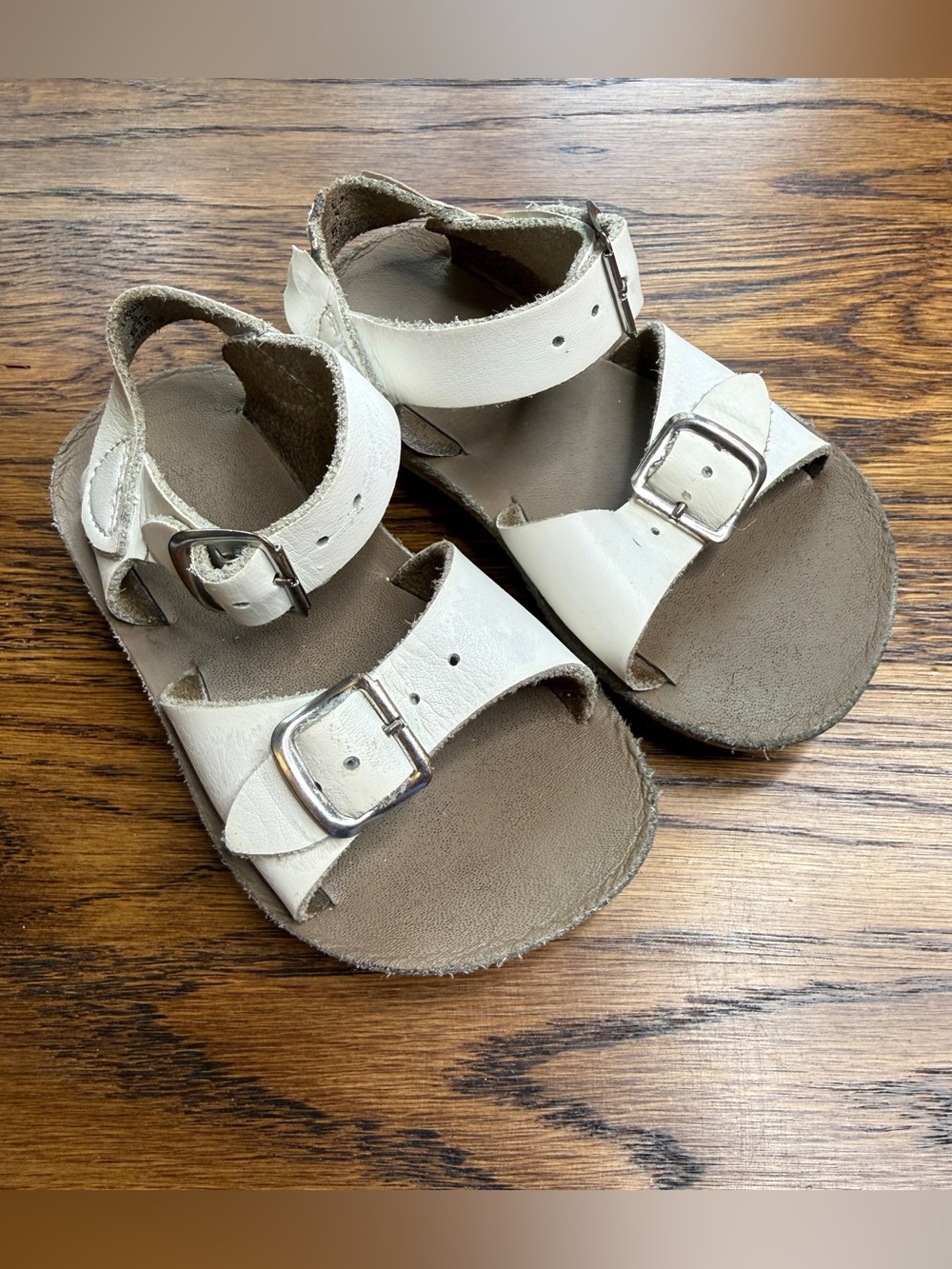 Sun San Surfer Salt Water by Hoy Toddler Girls White Double-Buckle Sandals Sz 5